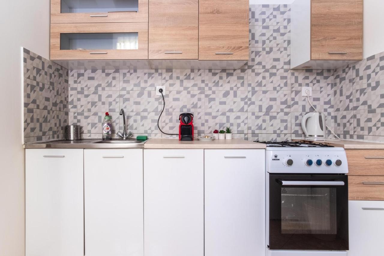 Апартаменты Very Central 1-Br Apt With Patio Будапешт Экстерьер фото