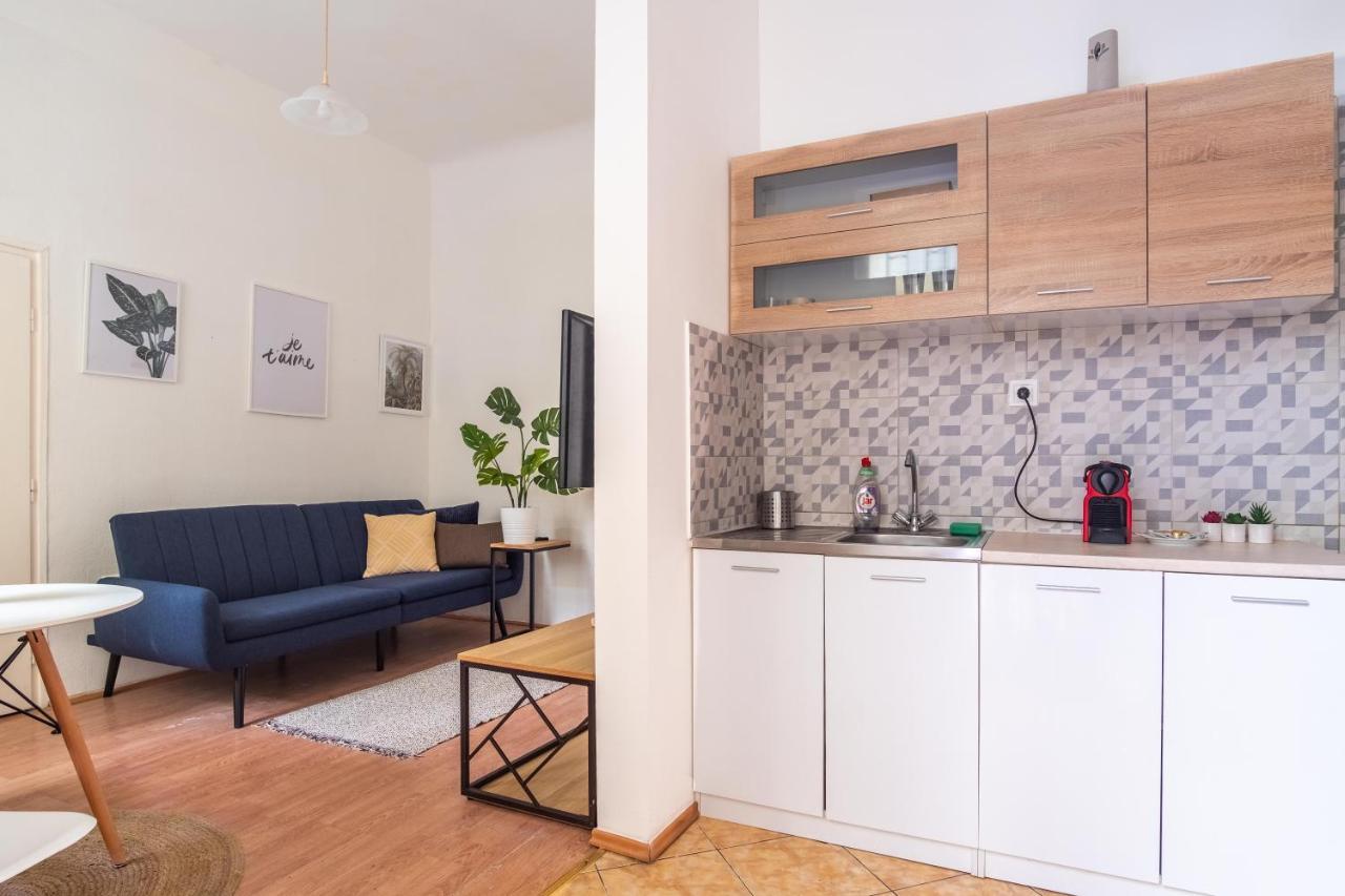 Апартаменты Very Central 1-Br Apt With Patio Будапешт Экстерьер фото